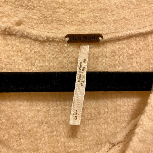 Free People Wool Blend Crew Neck Cropped Sweater Vest Tan Cream Oatmeal Large - Picture 4 of 7